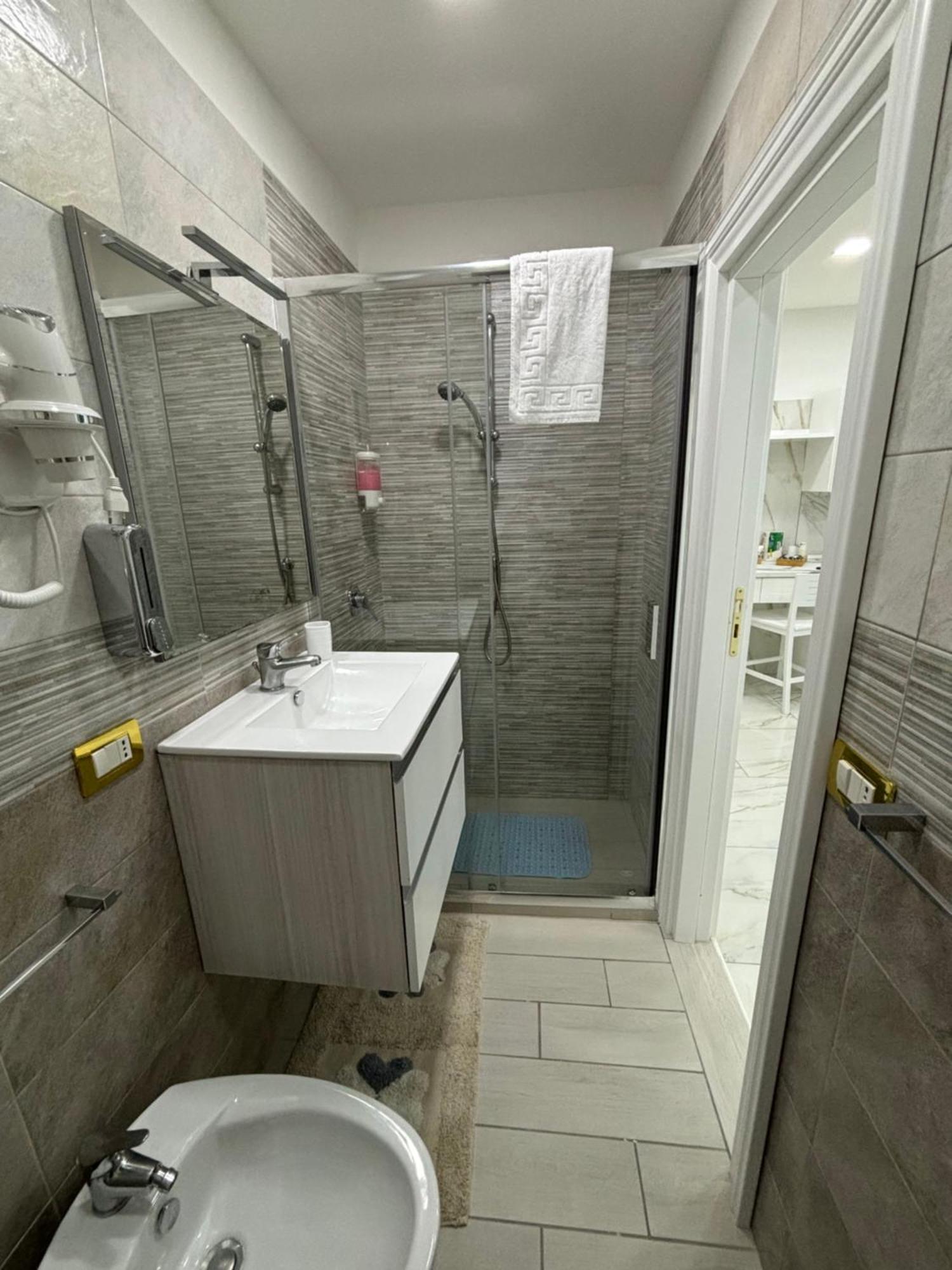 Suite Campanile Naples Extérieur photo