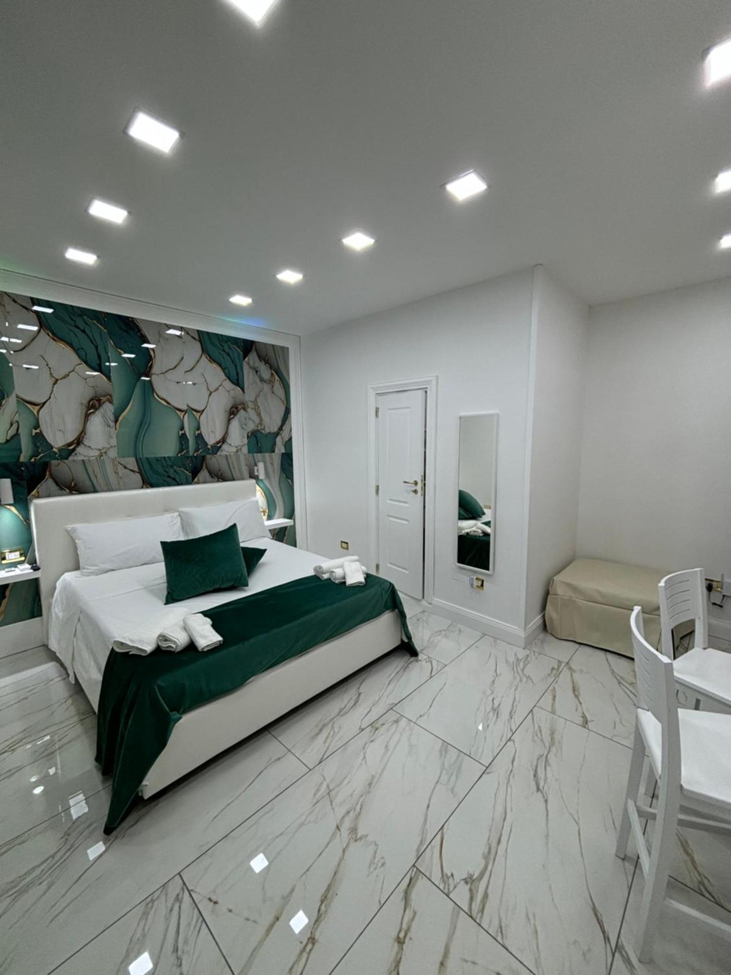 Suite Campanile Naples Extérieur photo